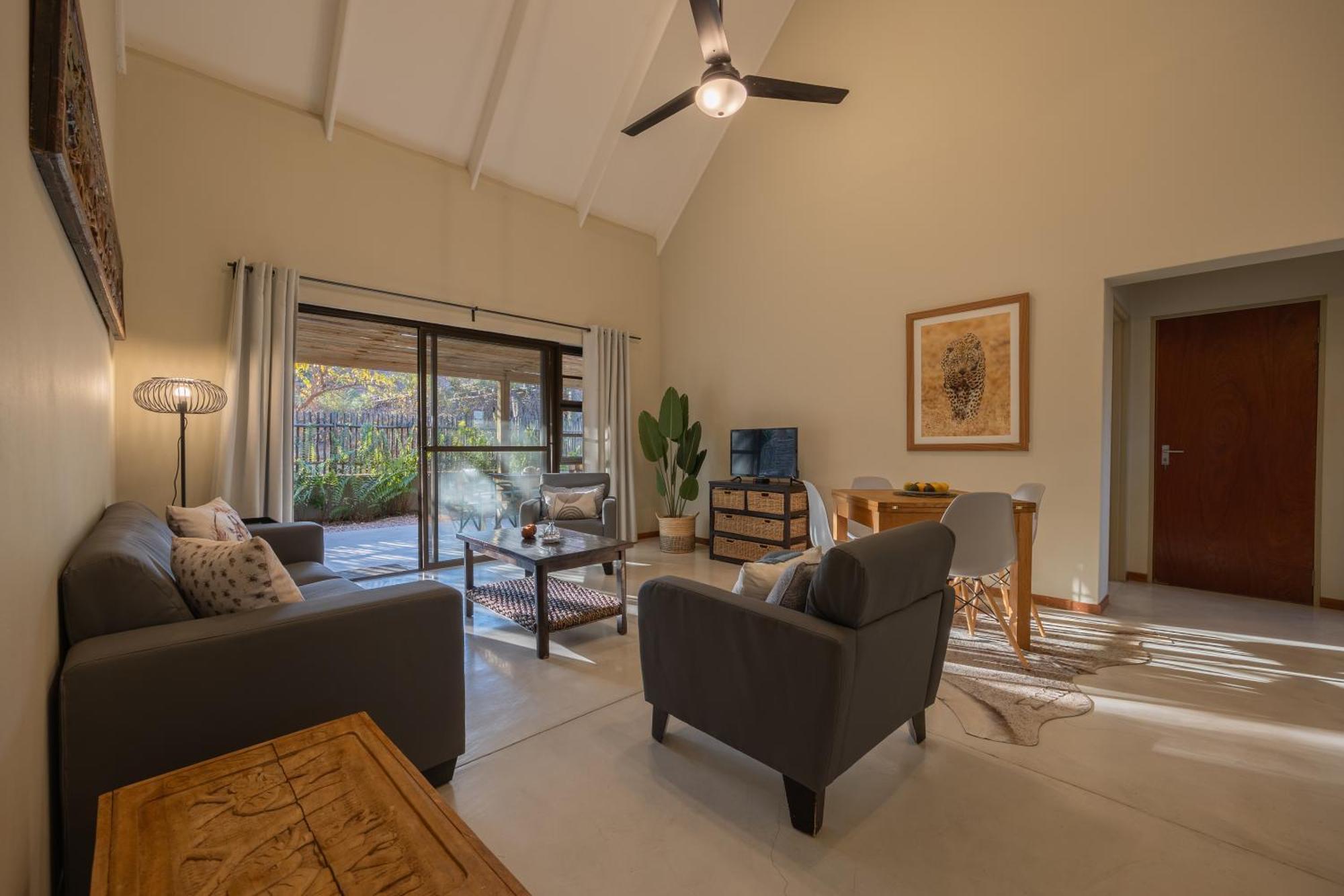 Lodge 54 Hoedspruit Esterno foto